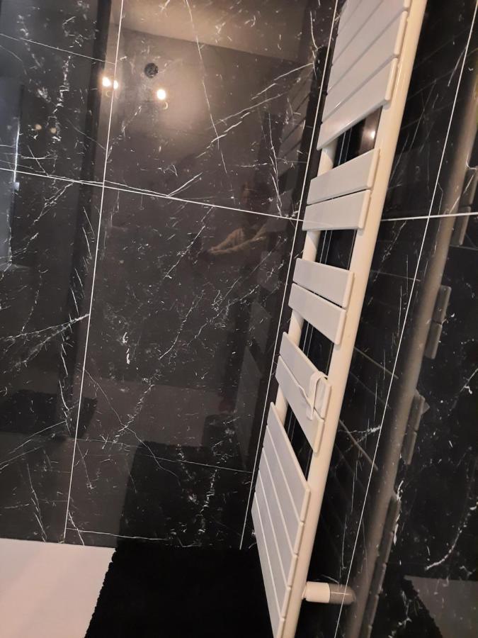 Mon petit Paradis, Cassis centre Apt 90 m2, 200 m Mer, terr plein sud, clim park privé Extérieur photo